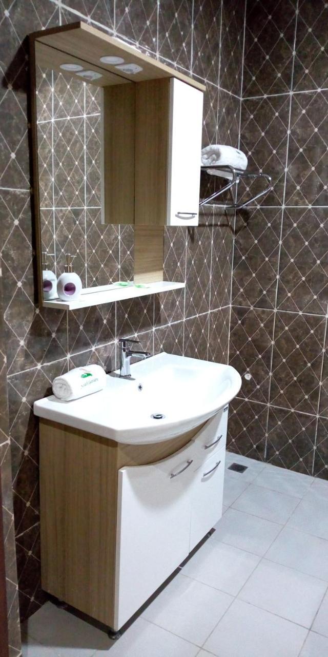 Noahgarden Hotel Cotonou Exterior foto