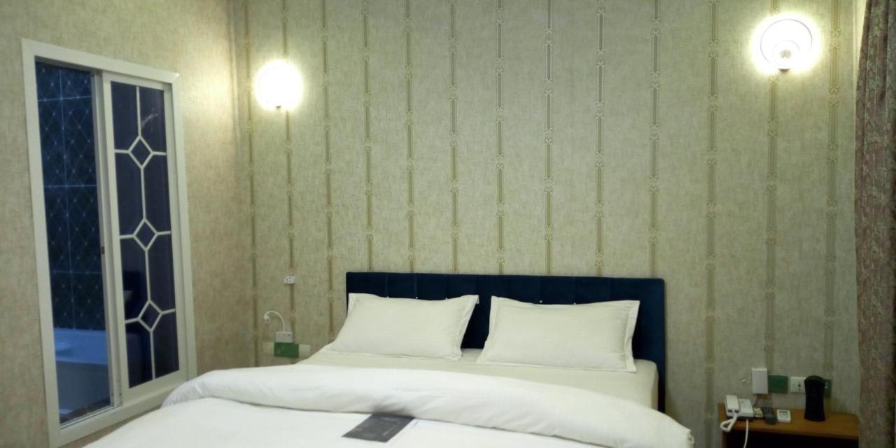 Noahgarden Hotel Cotonou Exterior foto